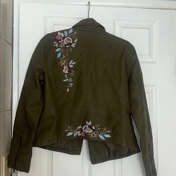 Kate & Mallory Polyurethane Women’s Jacket - Picture 6 of 8